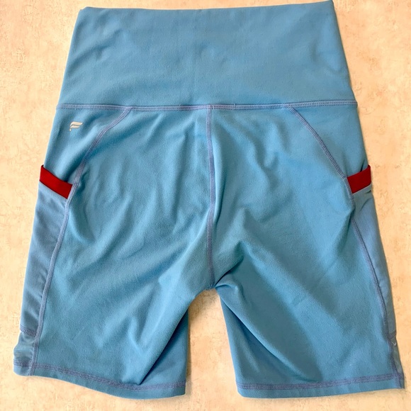 Fabletics biker shorts - Picture 2 of 4